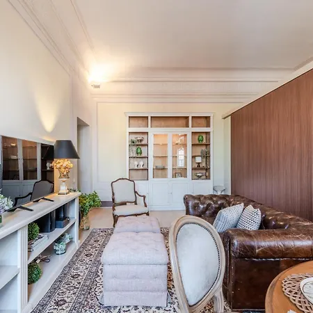 Timeless Palazzo In The Heart Of