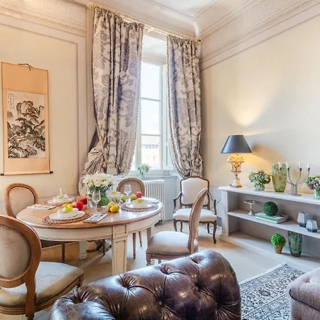 Apartment Timeless Palazzo In The Heart Of *