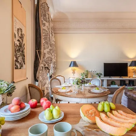 Timeless Palazzo In The Heart Of