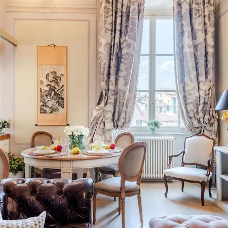 Timeless Palazzo In The Heart Of *