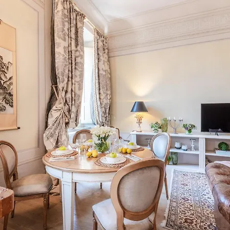 Timeless Palazzo In The Heart Of Lucca